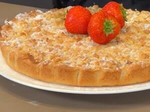 Теща Гордона розкрила секрет свого легендарного тертого пирога до чаю. Простий рецепт