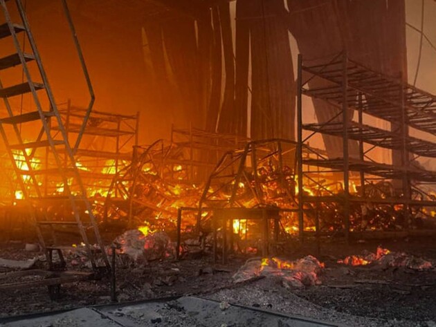 РФ вторые сутки атакует объекты 