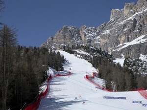 Українська біатлоністка наділа сережки з написом 