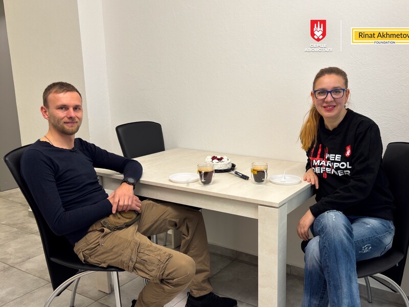 Нацгвардієць, поранений під час оборони Маріуполя, отримав квартиру від "Серця Азовсталі"