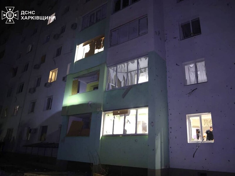 "Shahed був начинений шрапнеллю". РФ пошкодила кілька багатоповерхівок у Харкові, є постраждалі