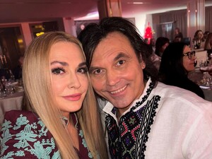 Сумська побила Борисюка, приревнувавши його до іншої. Бійку активно обговорюють у мережі