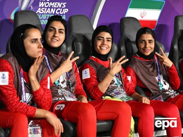 Скандал з іранськими футболістками. П'ятьом надали прихисток в Австралії, решту повернули додому