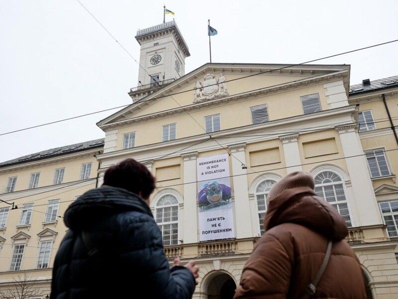 СБУ проводить обшуки в міській раді Львова. Депутат розповів, із чим це пов'язано