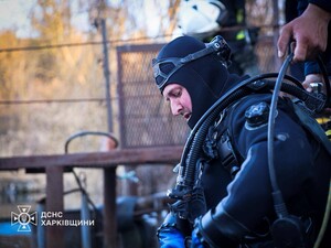 У Харкові шестеро дітей провалилися під кригу, двох не врятували. Фото