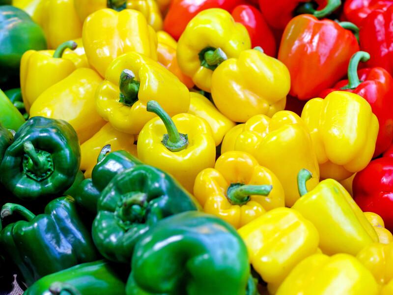 Тільки ці дії допоможуть виростити величезні перці. П'ять кроків до гігантського врожаю