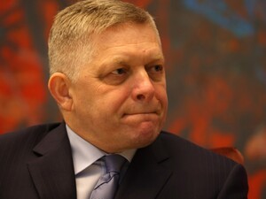 Фицо написал письмо Зеленскому, в котором просит восстановить 