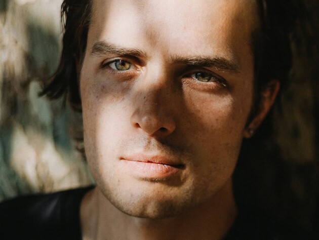 Онук Ротару, який таємно виїхав з України, зробив термінову заяву. Родина відреагувала