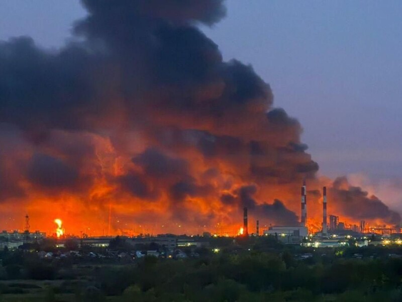 Дрони атакували порт "Кавказ". Знову горів Афіпський НПЗ