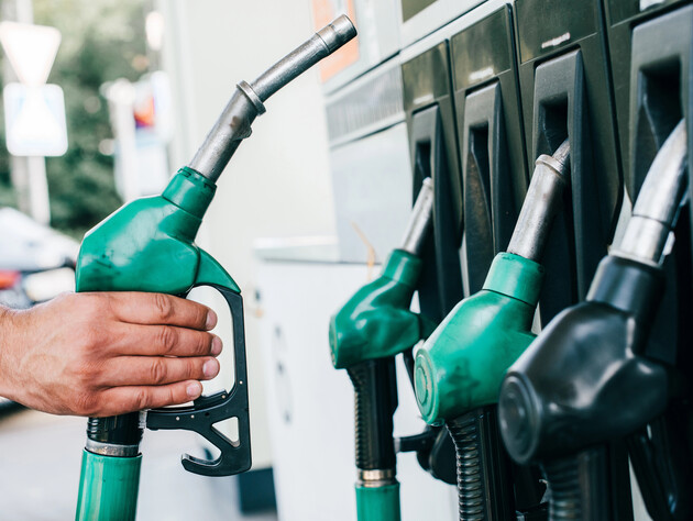 Шмыгаль рассказал, сколько топлива есть в резервах Украины