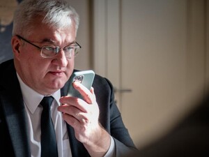 51-летний министр иностранных дел Украины Сибига показал свою жену. Фото