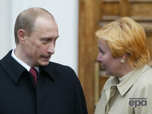 Устроила Путину истерику на публике и неделями ходила в синяках. Куда исчезла бывшая первая леди РФ