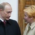 Устроила Путину истерику на публике и неделями ходила в синяках. Куда исчезла бывшая первая леди РФ