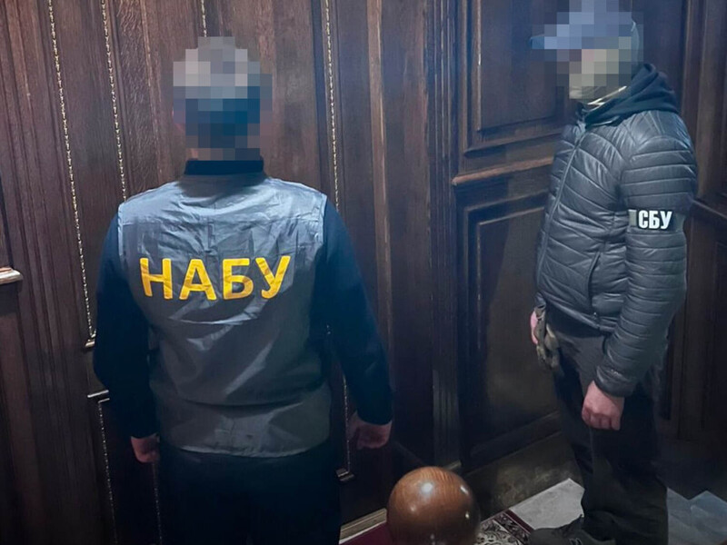 НАБУ заявило про незаконне затримання свого співробітника працівниками СБУ в Сумах. Що відомо