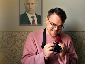 Фильму о Путине дали 