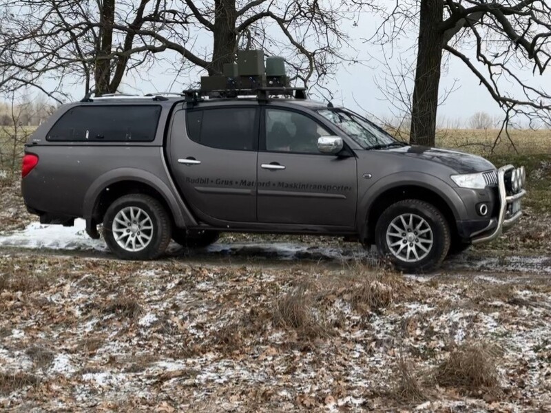 "Сталевий фронт" передав позашляховики дронарям бригади "Хортиця"