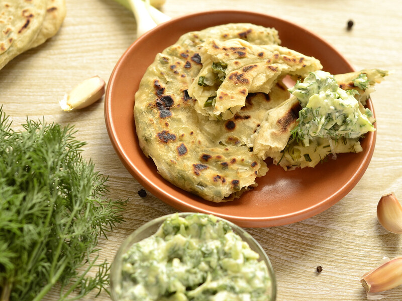 Суперсмачні сирні коржики із зеленню. Швидкий рецепт