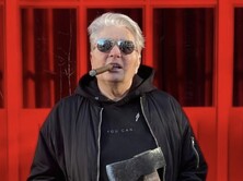 Четыре года назад мир убедился, что надпись 