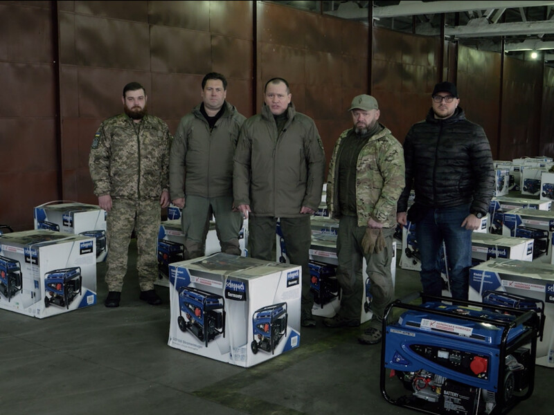 "Українська команда" передала Силам безпілотних систем енергоємні генератори для 429-ї бригади "Ахіллес" – Палатний