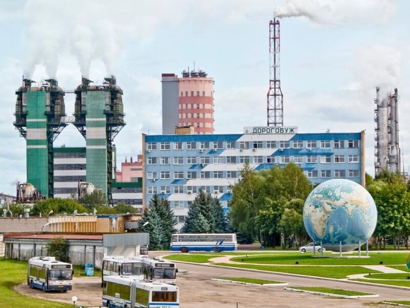 Поврежденный украинскими дронами завод в России остановлен до мая