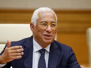 Кошта заявив Орбану, що рішення про €90 млрд для України ухвалено й ніхто його не переглядатиме – ЗМІ