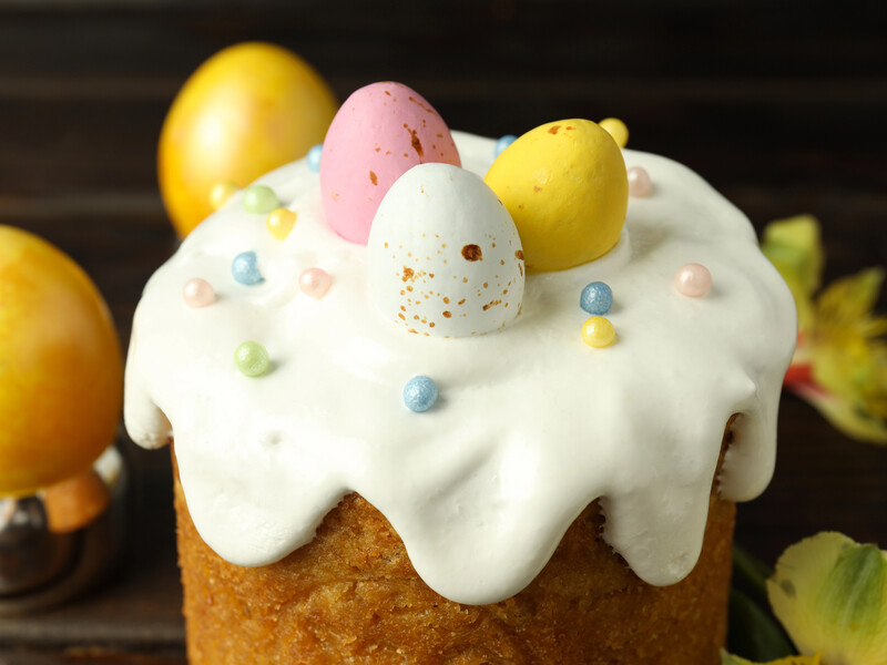 В чем растворить дрожжи и сколько вымешивать тесто. Шесть секретов идеальной паски