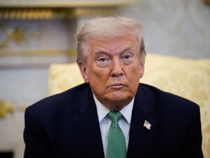 Трамп хоче поладнати з Москвою, щоб протистояти Китаю – Politico