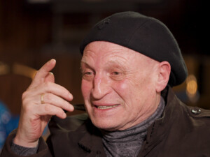 63-летний Буряковский откровенно ответил, есть ли у них с 47-летней Поляковой секс в браке