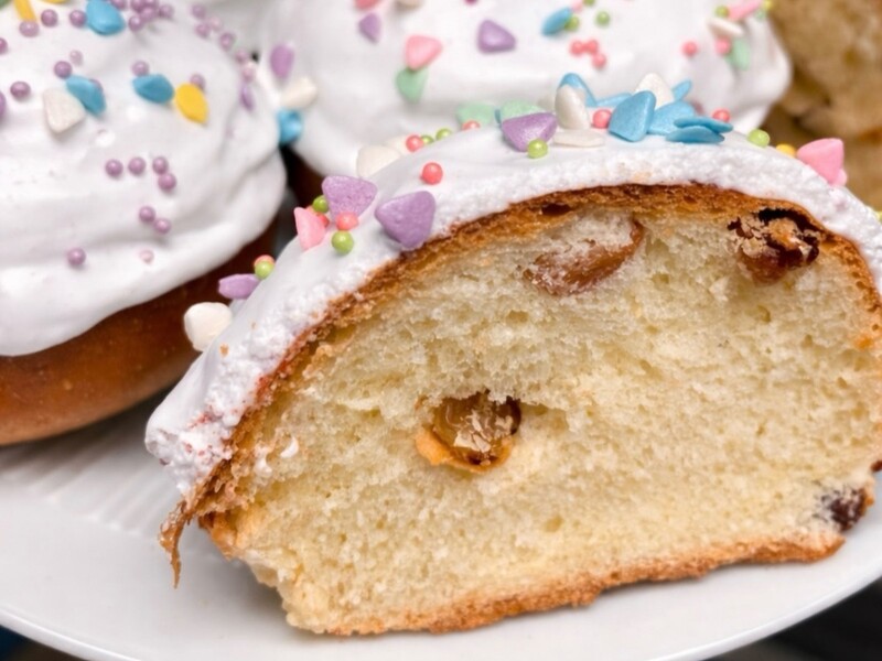 Приготовьте идеальную глазурь для паски, которая не липнет к рукам. Простой рецепт без яиц