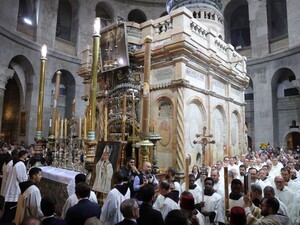 У Храмі Гробу Господнього вперше в історії зупинили богослужіння. ЗМІ назвали причину