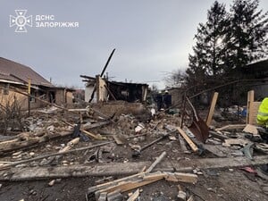 РФ массированно ударила по Запорожью. Погибли супруги, их дети травмировались. Фото, видео