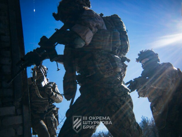 Провал самого масштабного прорыва россиян. 3-й армейский корпус остановил наступление РФ на семи направлениях. Видео