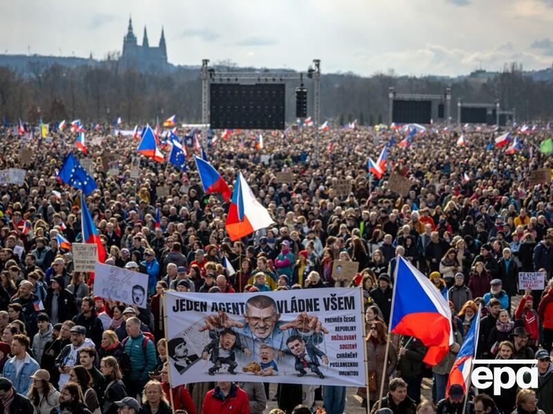 У Чехії відбулася масова демонстрація проти політики прем'єра Бабіша. Фото