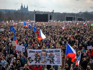 В Чехии прошла массовая демонстрация против политики премьера Бабиша. Фото