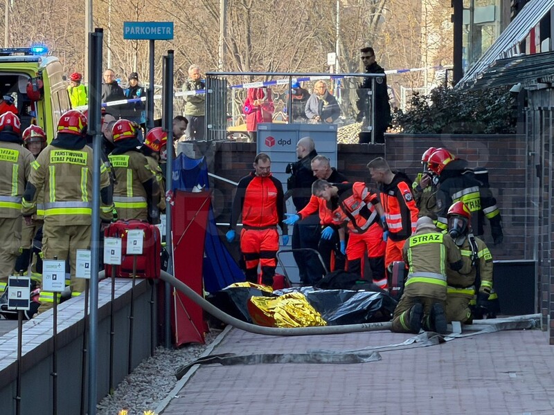 Під час пожежі у Варшаві загинули українці