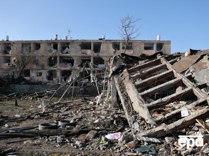 Израильская ПВО не смогла перехватить иранские баллистические ракеты. Более 100 человек ранены