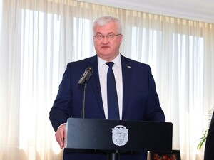 Трудно понять, почему в НАТО предпочитают Украину, не интегрированную в Альянс – Сибига