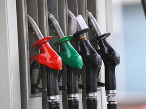 Зеленский прокомментировал ситуацию с топливом в Украине