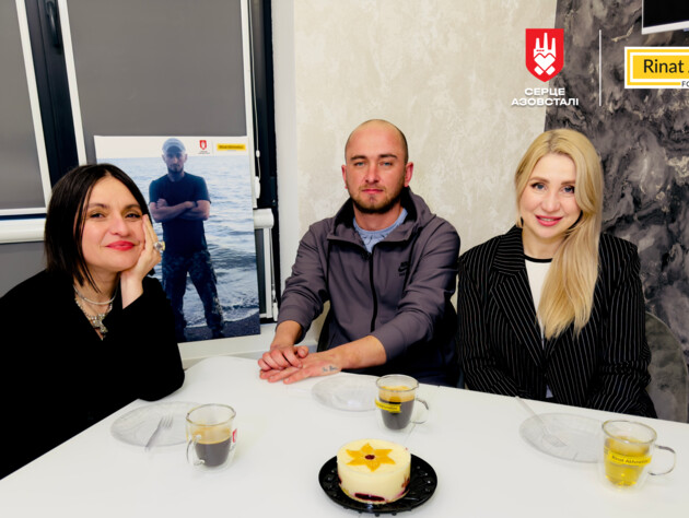 Захисник Маріуполя оотримав квартиру від Фонду Ріната Ахметова та ГО 