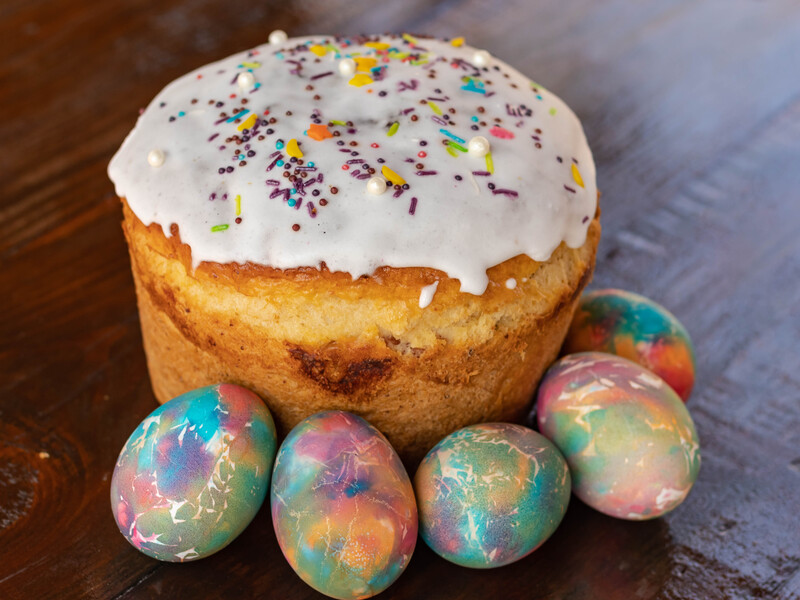 Смешайте это с молоком – и паска не будет черстветь очень долгое время. Необычный рецепт