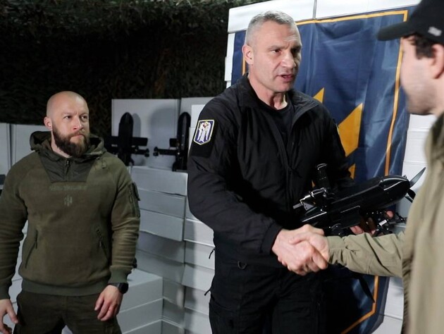 Бойцы 3-го корпуса получили от общины Киева 5 тыс. FPV-дронов – Кличко