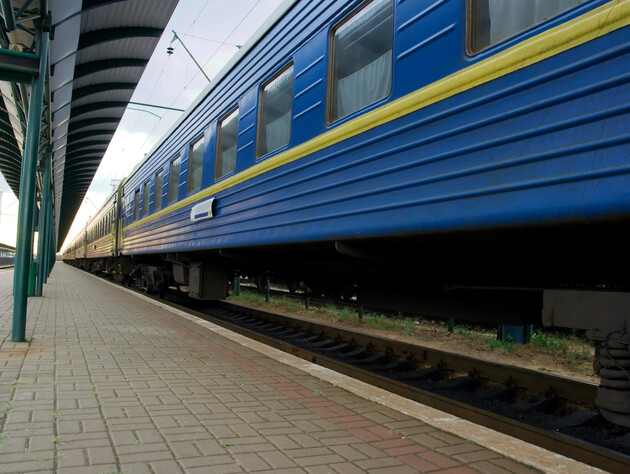 Через атаки РФ 