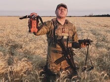 Ну и что это было? Почему оккупантов неожиданно бросили в штурм? Есть инсайд