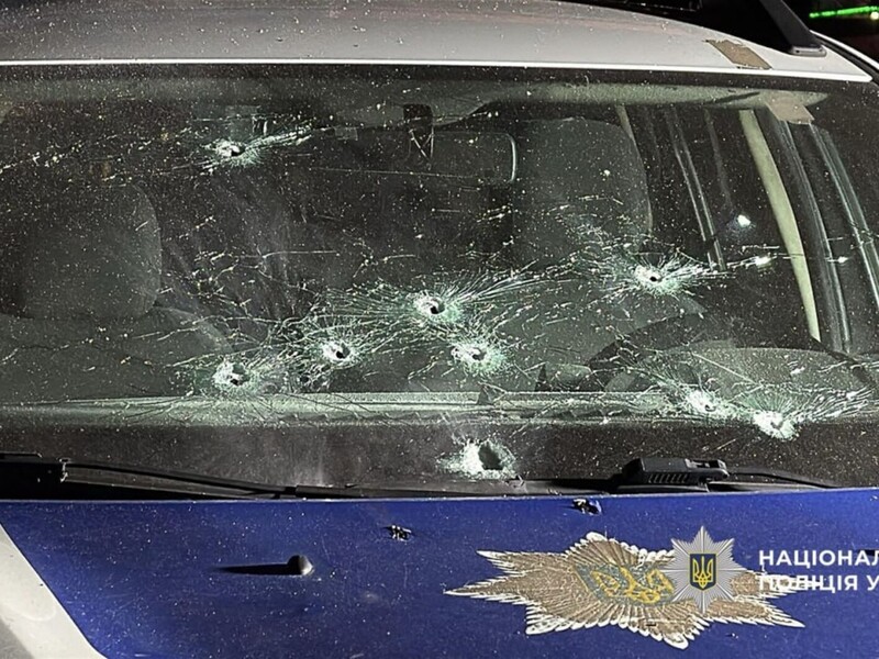 Чоловіка, який відкрив стрілянину по поліції в Одесі, ліквідували під час затримання. Що відомо