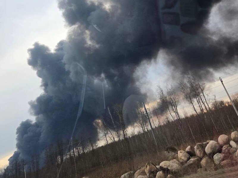 З'явилися супутникові знімки наслідків атаки на російський порт Усть-Луга