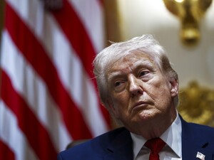 За місяць війни в Ірані Трамп опинився перед складним і ще складнішим вибором – Reuters