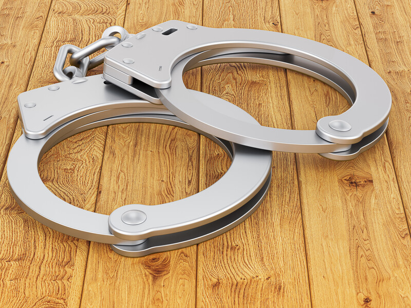 У Хмельницькій області чоловік споїв дев'ятирічну дитину до смерті, хлопчик помер у сніговому заметі – поліція