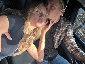 Нікітюк іронічно висловилася про дев'ятирічну різницю у віці зі своїм нареченим