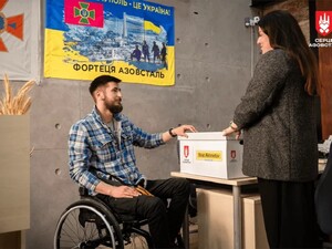 Захисник Маріуполя Назарій Красовський розпочинає шлях посттравматичного зростання – 