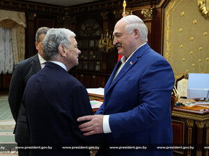 Трамп із нетерпінням чекає на зустріч із Лукашенком, із яким його спецпосланник пив горілку